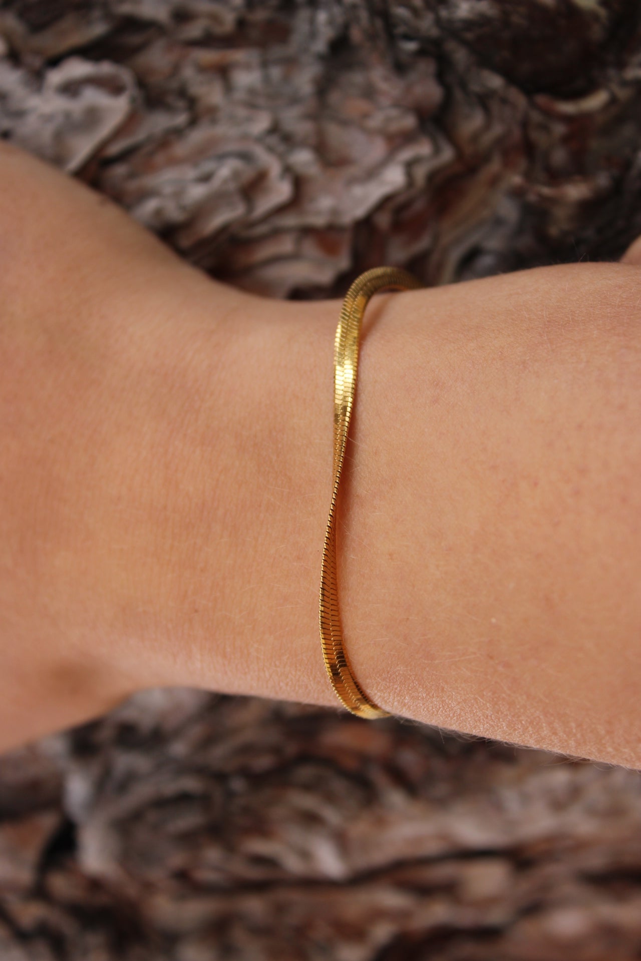 Sundrop Solane Chain Bracelet - Close-Up View - Waterproof Bracelet